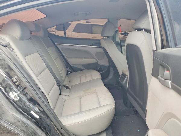 2017 HYUNDAI ELANTRA