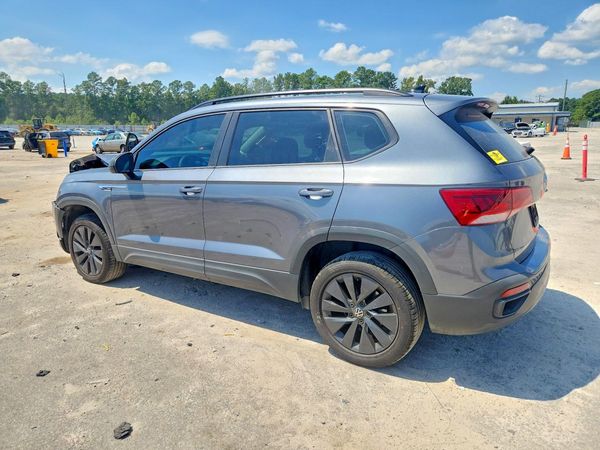 2022 VOLKSWAGEN TAOS