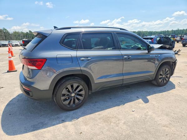 2022 VOLKSWAGEN TAOS