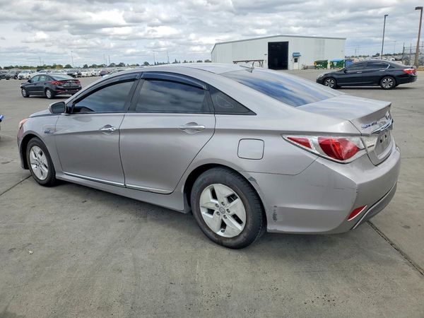2012 HYUNDAI SONATA Middle level