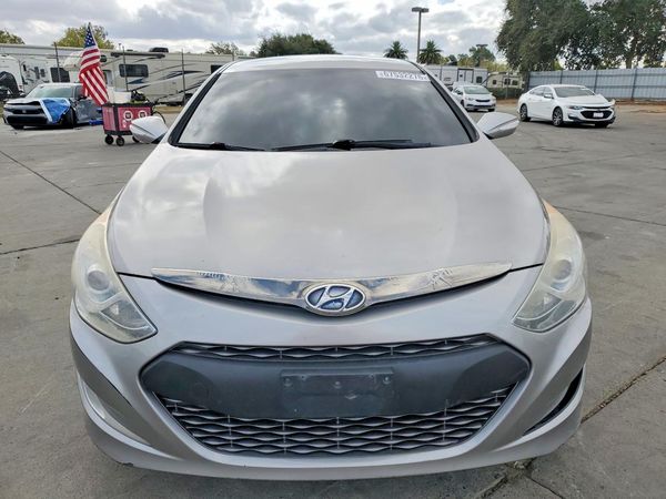 2012 HYUNDAI SONATA Middle level