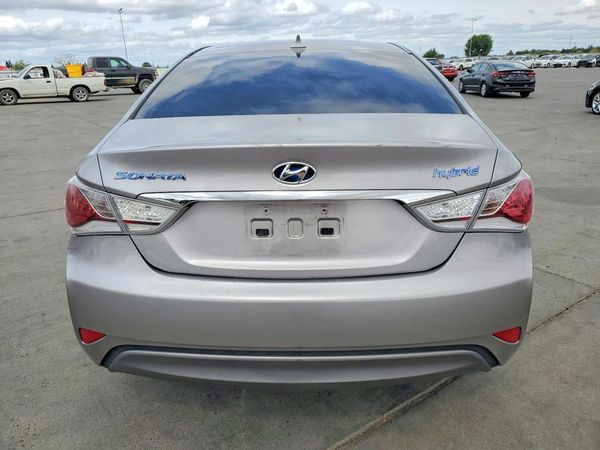 2012 HYUNDAI SONATA Middle level
