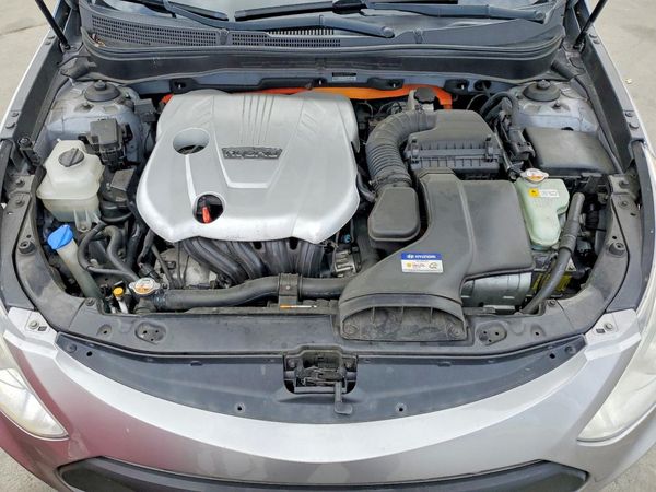 2012 HYUNDAI SONATA Middle level