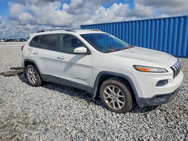 2015 JEEP CHEROKEE Latitude — Passenger 3/4