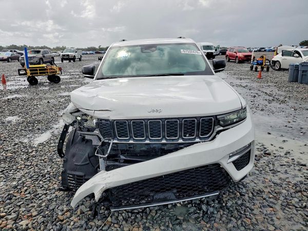 2023 JEEP GRAND CHEROKEE