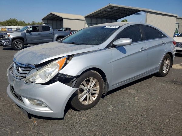 2013 HYUNDAI SONATA GLS/ GLS Popular