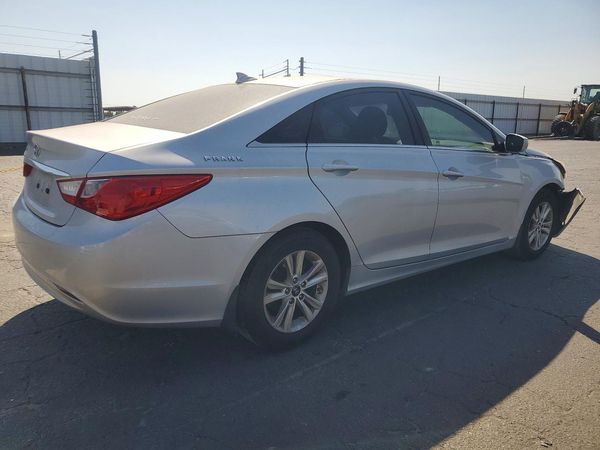 2013 HYUNDAI SONATA GLS/ GLS Popular