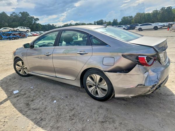 2013 HYUNDAI SONATA Hybrid / Hybrid Limited