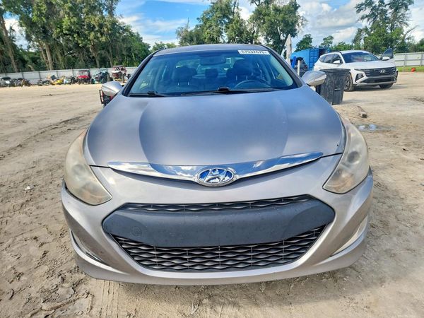 2013 HYUNDAI SONATA Hybrid / Hybrid Limited