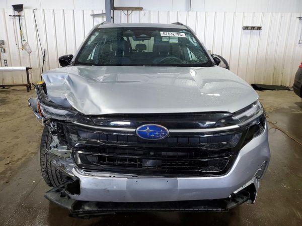2025 SUBARU FORESTER