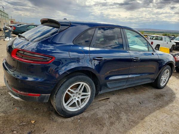 2018 PORSCHE MACAN — PSRA