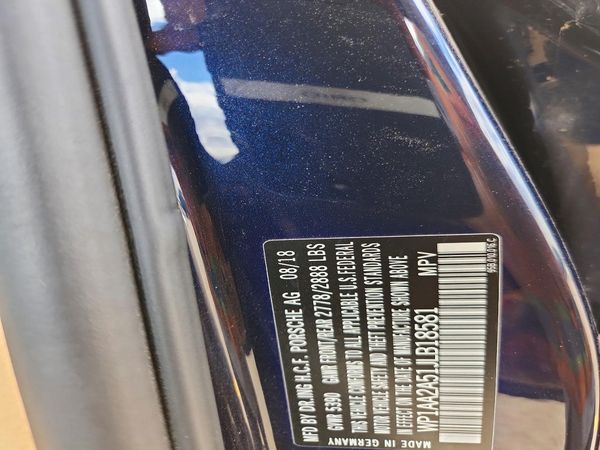 2018 PORSCHE MACAN — VINS