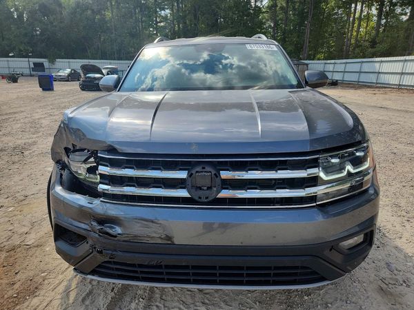 2018 VOLKSWAGEN ATLAS 4Motion SE