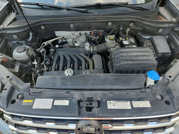 2018 VOLKSWAGEN ATLAS 4Motion SE