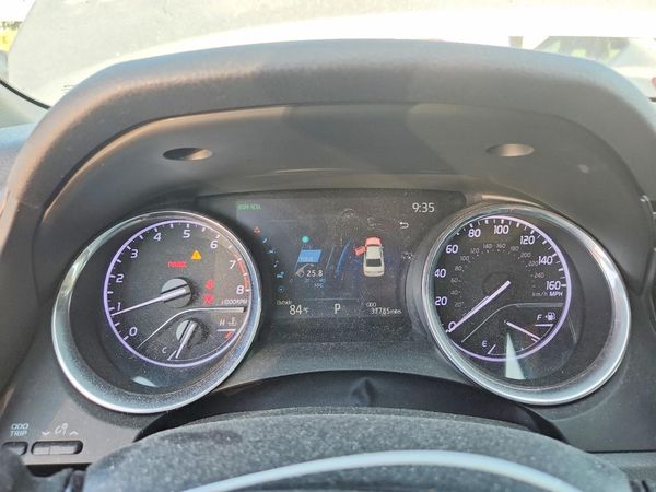 2019 TOYOTA CAMRY