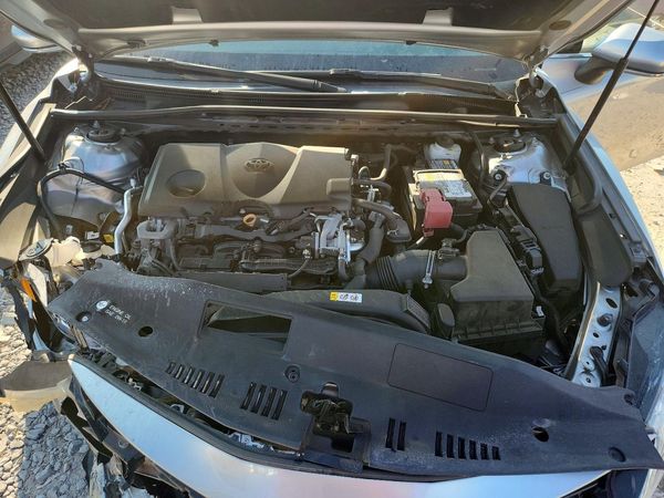 2019 TOYOTA CAMRY