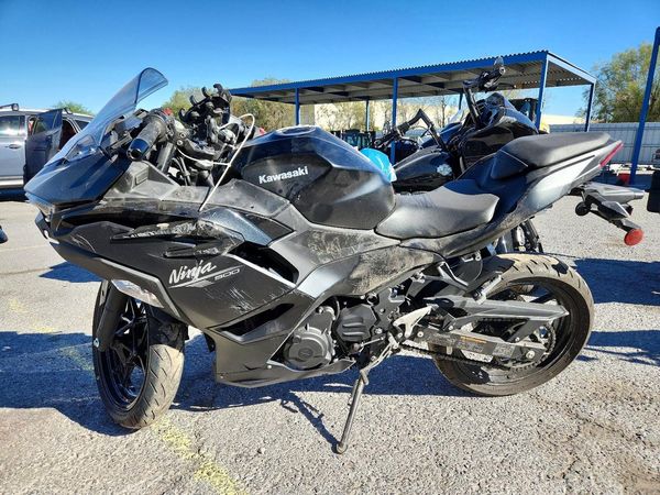 2026 KAWASAKI NINJA 500