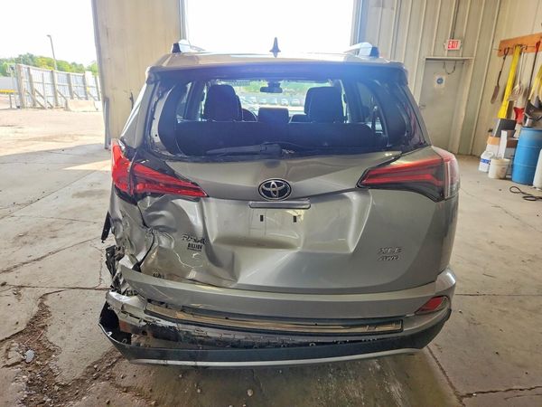2018 TOYOTA RAV4 Adventure/XLE