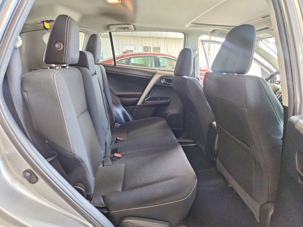 2018 TOYOTA RAV4 Adventure/XLE