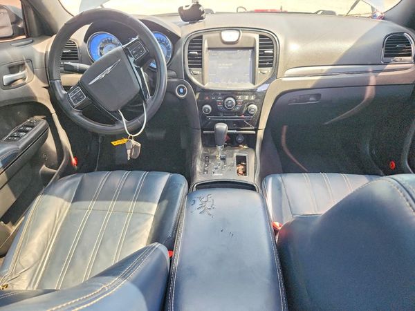 2014 CHRYSLER 300