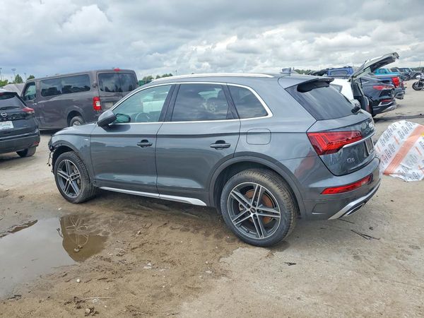 2021 AUDI Q5 E quattro Premium Plus