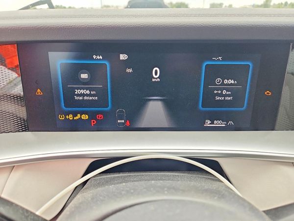 2025 VOLKSWAGEN TIGUAN 4Motion SE