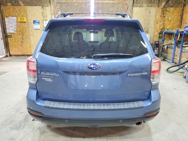 2018 SUBARU FORESTER