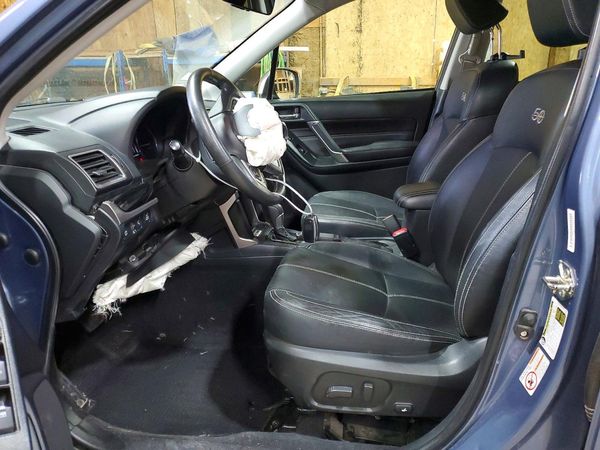 2018 SUBARU FORESTER