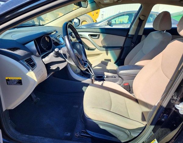 2016 HYUNDAI ELANTRA