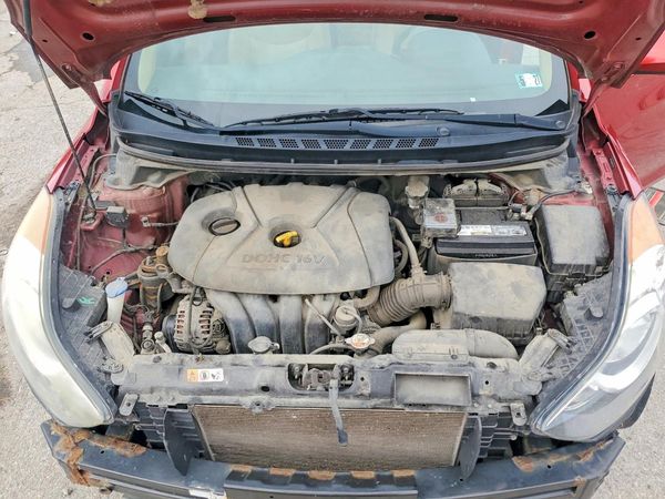 2013 HYUNDAI ELANTRA