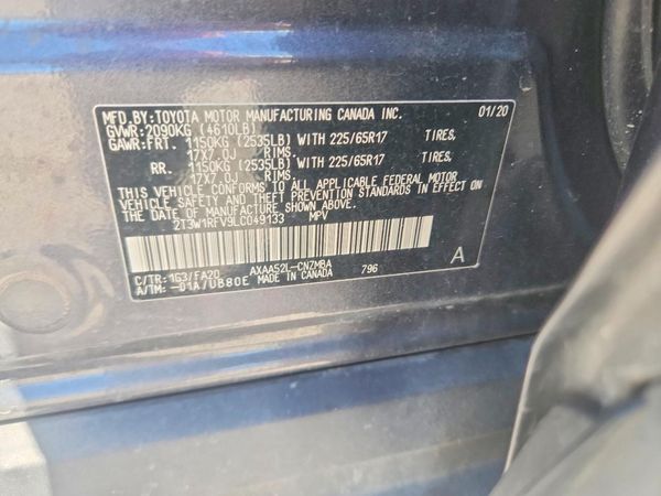 2020 TOYOTA RAV4 XLE