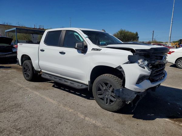 2024 CHEVROLET SILVERADO Trail Boss - LT — Passenger 3/4