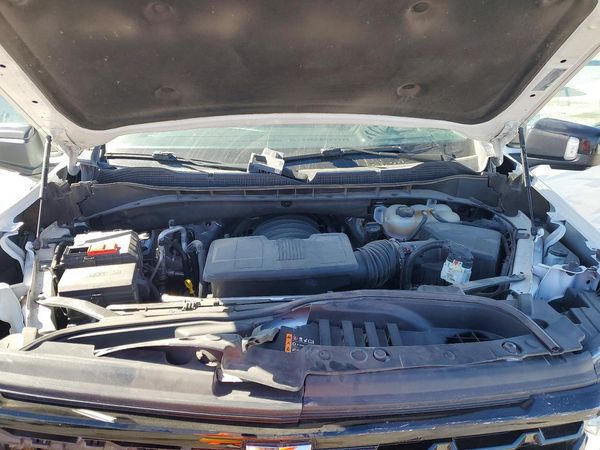 2024 CHEVROLET SILVERADO Trail Boss - LT — Engine bay