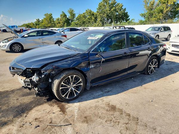 2020 TOYOTA CAMRY