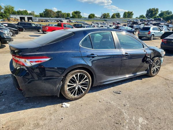 2020 TOYOTA CAMRY