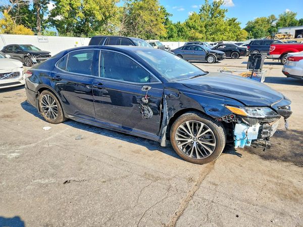 2020 TOYOTA CAMRY