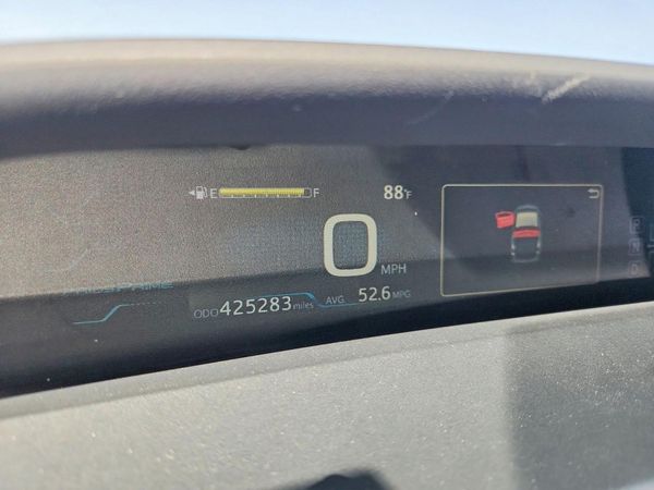 2018 TOYOTA PRIUS Plus/Premium/Advanced