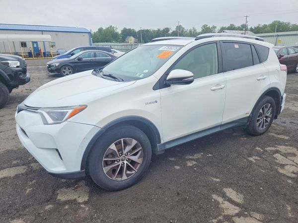 2016 TOYOTA RAV4 — DSFA — Front 3/4