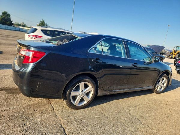 2013 TOYOTA CAMRY