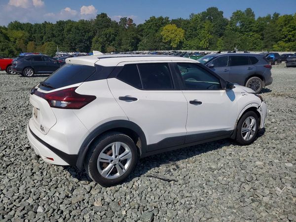 2021 NISSAN KICKS