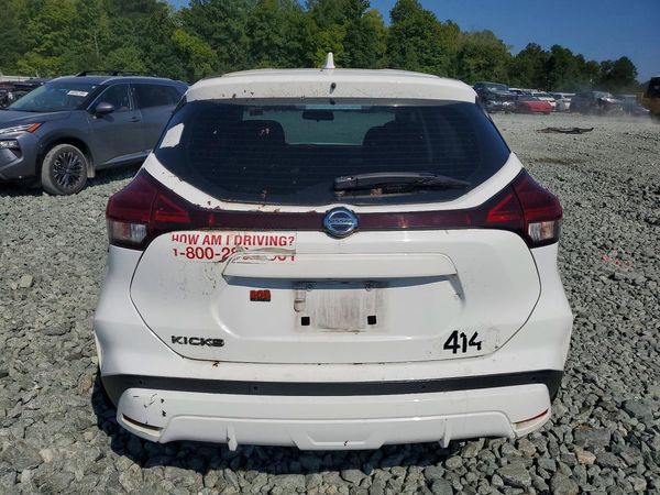 2021 NISSAN KICKS