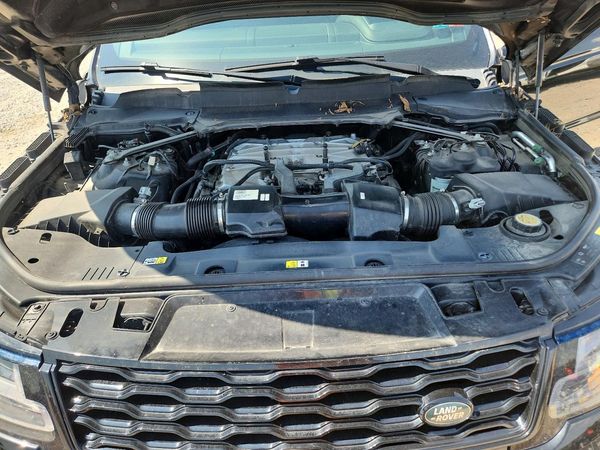 2019 LAND ROVER RANGE ROVER SPORT SVR