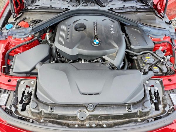2018 BMW 330 xDrive