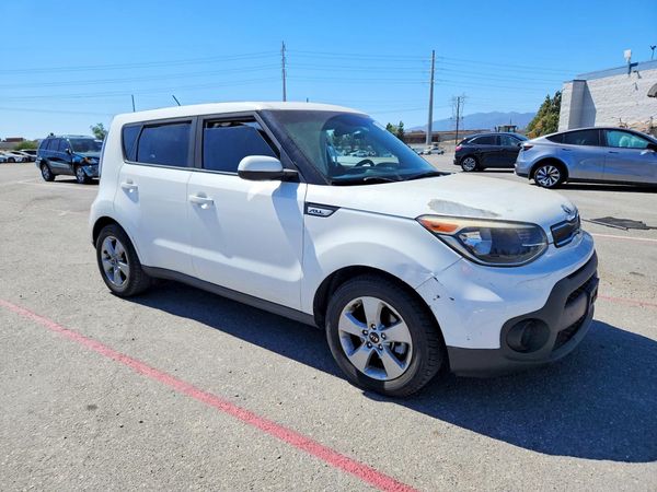 2018 KIA SOUL