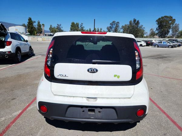 2018 KIA SOUL