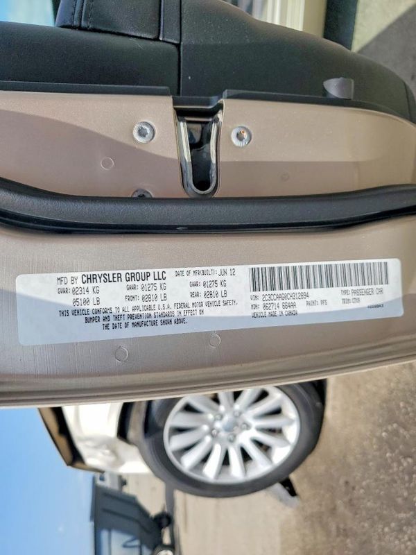 2012 CHRYSLER 300