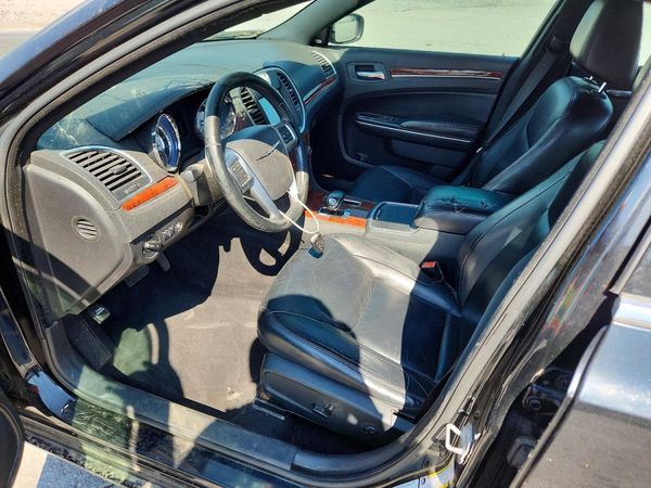 2012 CHRYSLER 300