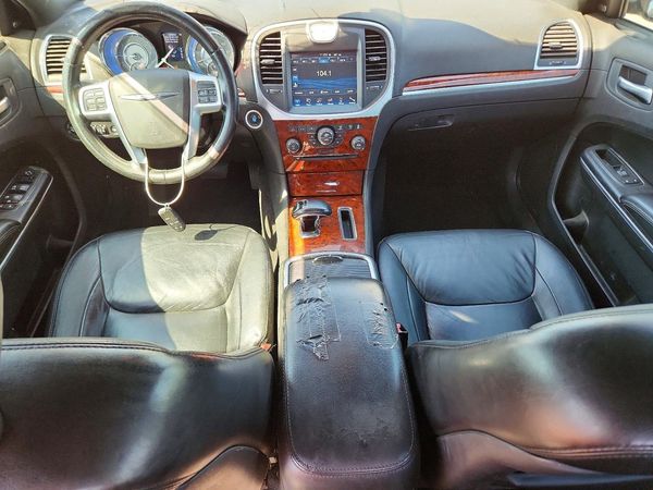 2012 CHRYSLER 300
