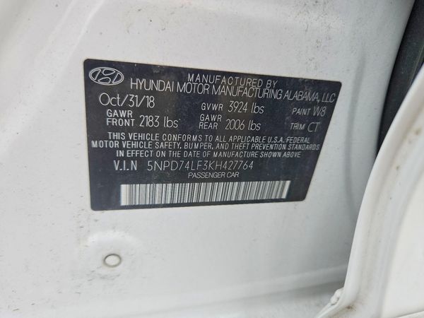 2019 HYUNDAI ELANTRA SE