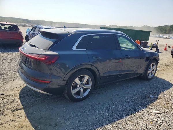 2019 AUDI E-TRON